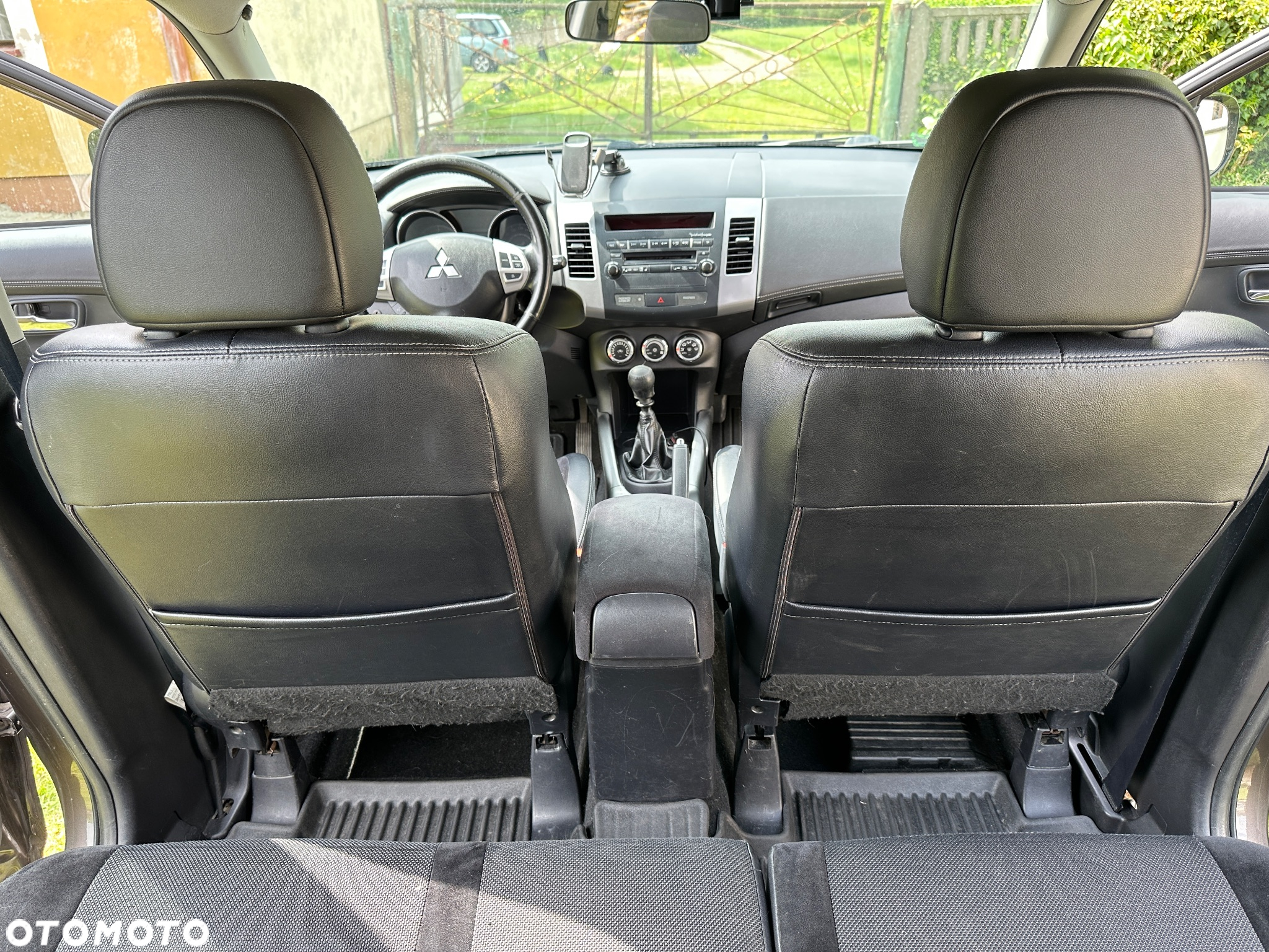 Mitsubishi Outlander 2.0 DID Intense + - 19