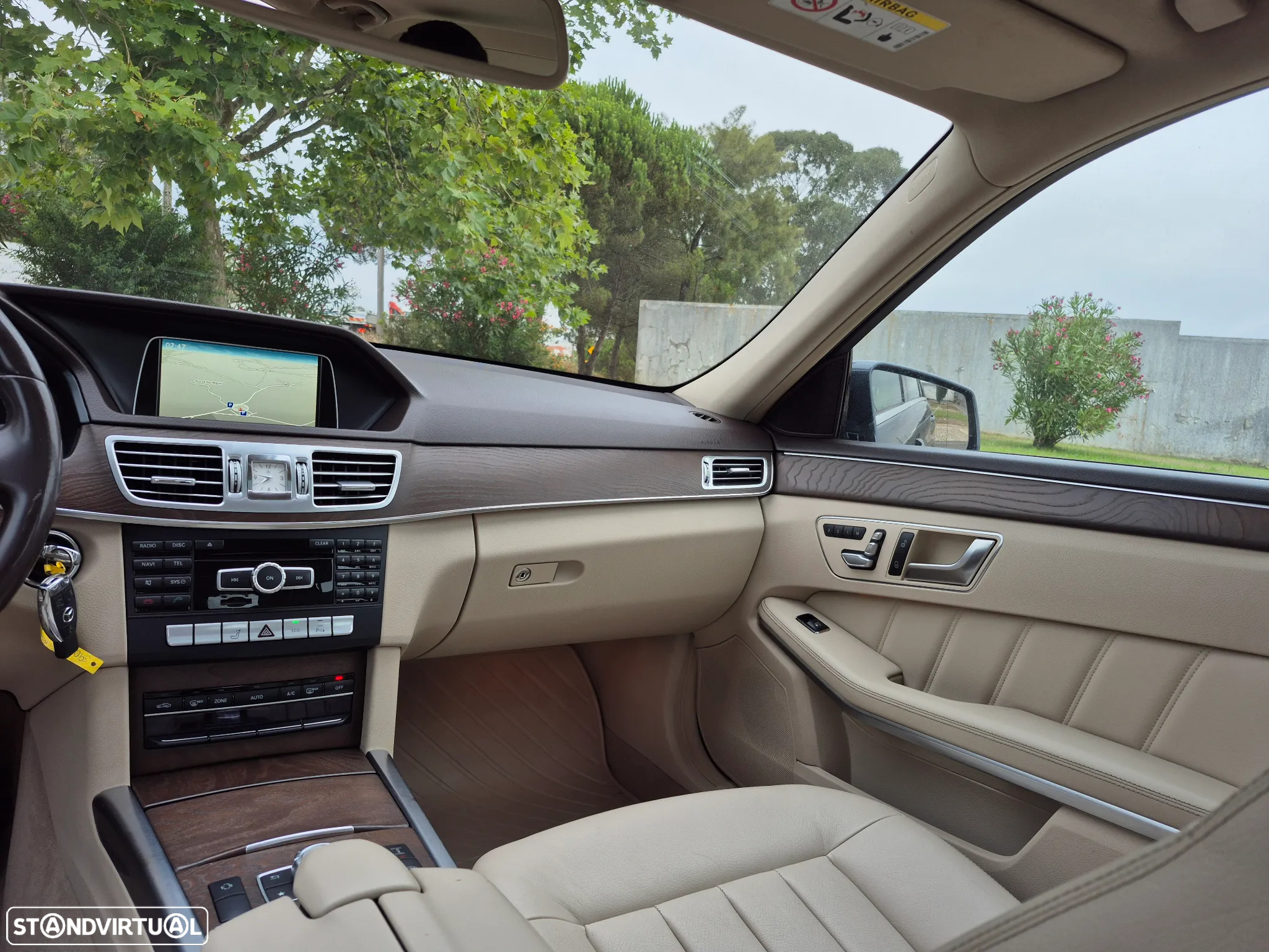 Mercedes-Benz E 350 Elegance BE - 16