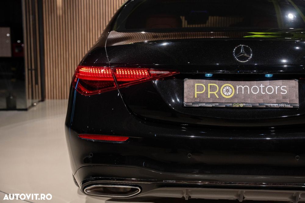 Mercedes-Benz S - 12