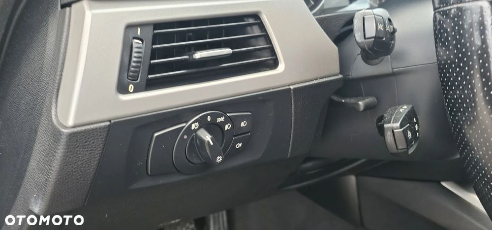 BMW Seria 3 320d - 9