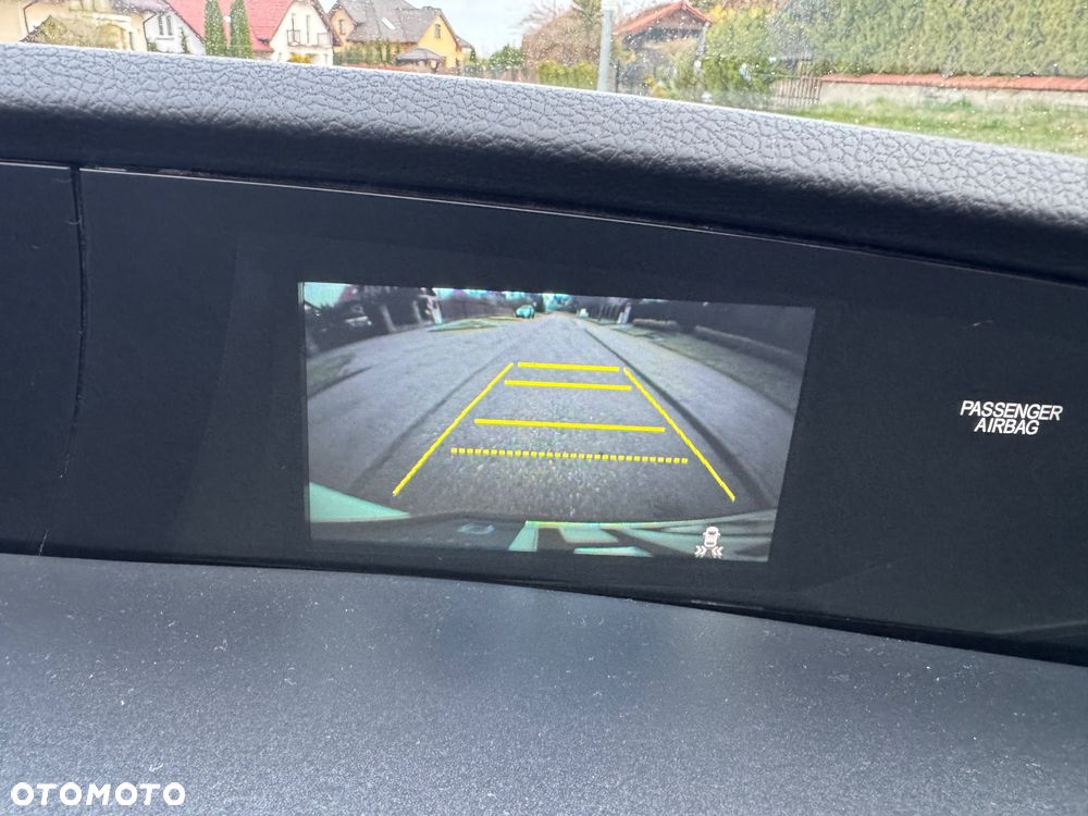 Honda Civic 1.8 i-VTEC Executive Black Edition - 37