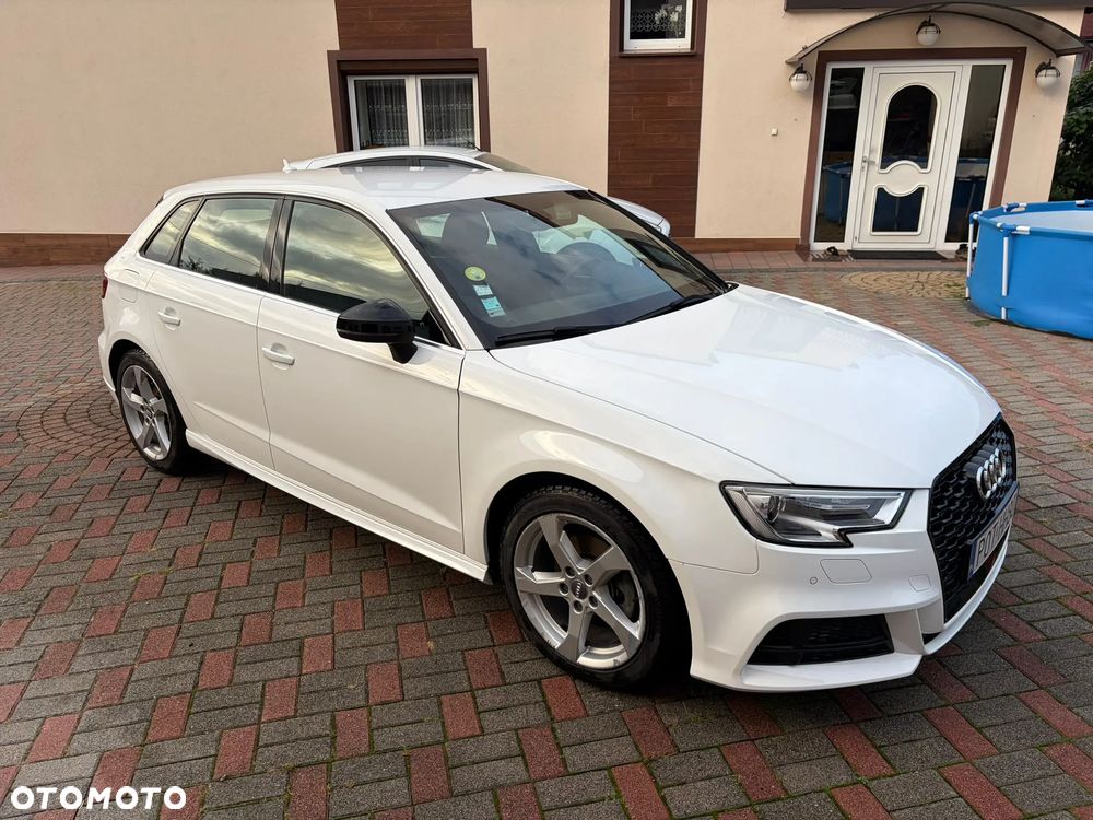 Audi A3 Sportback - 4