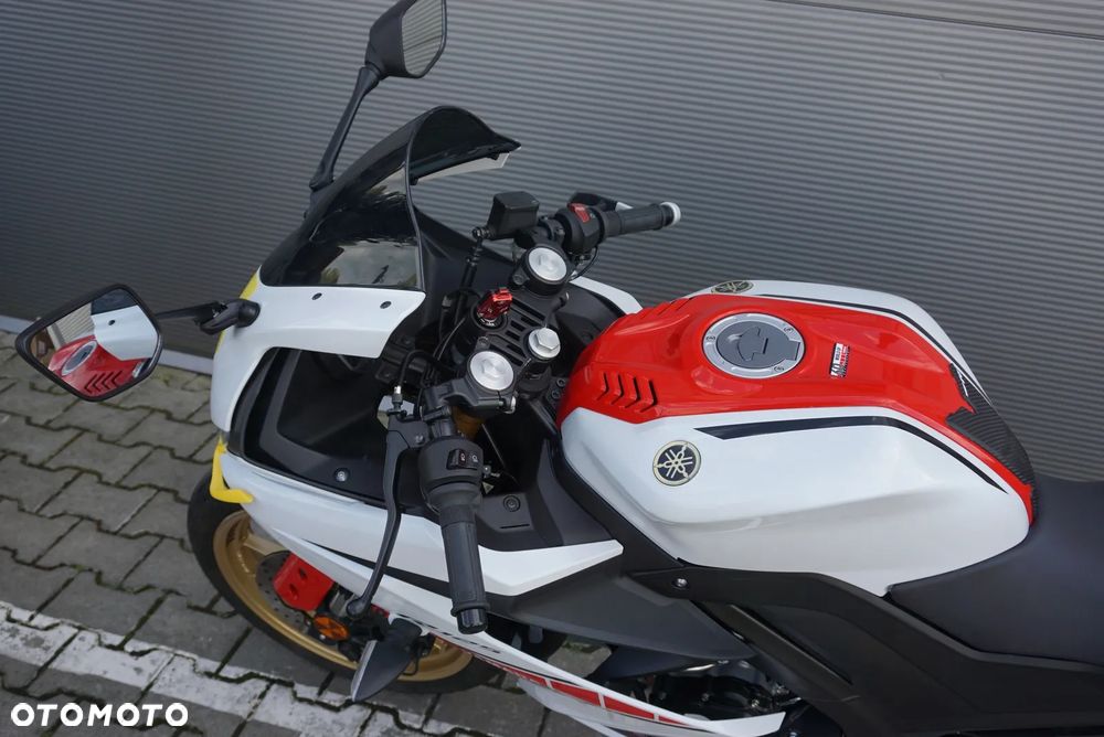 Yamaha R125 - 18