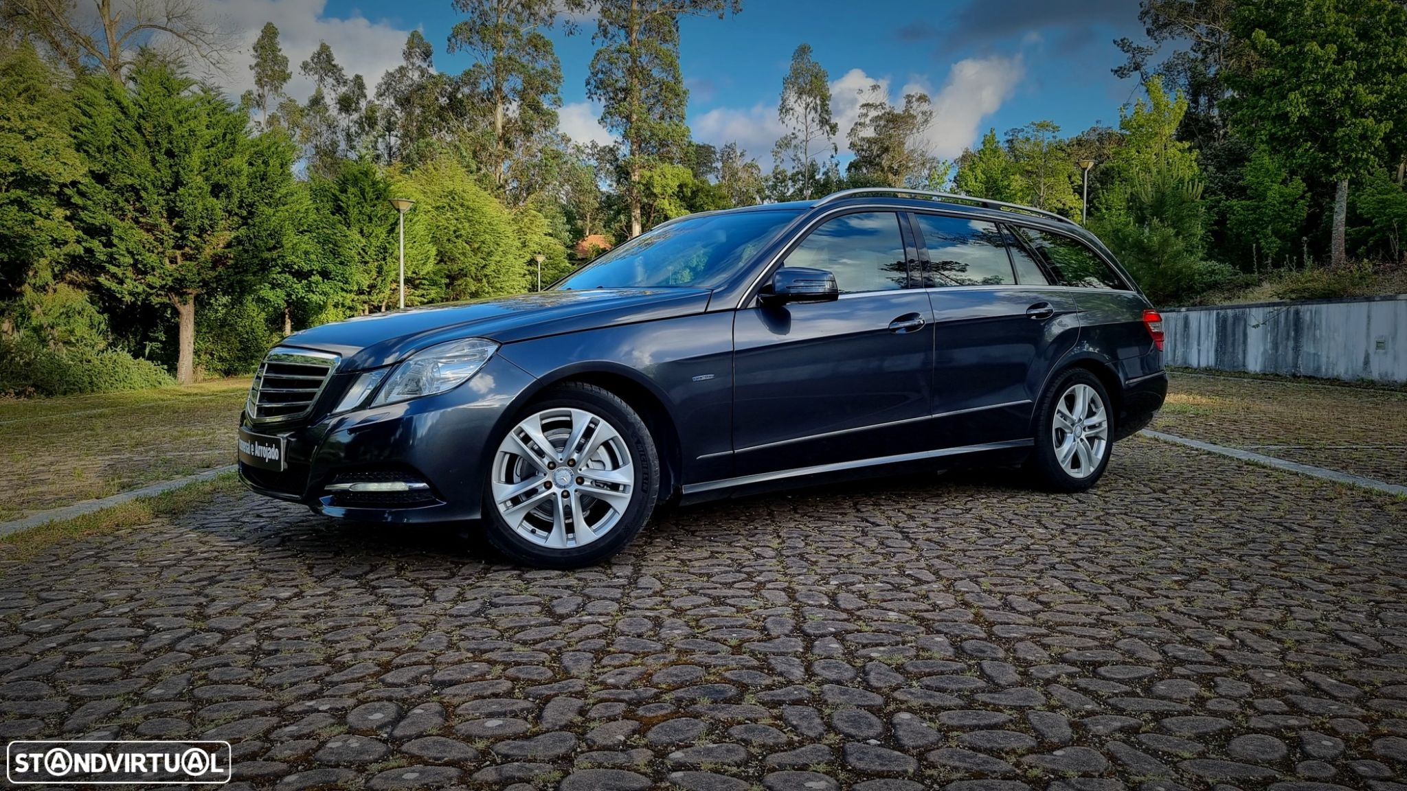 Mercedes-Benz E 220 CDi Avantgarde BlueEfficiency - 24