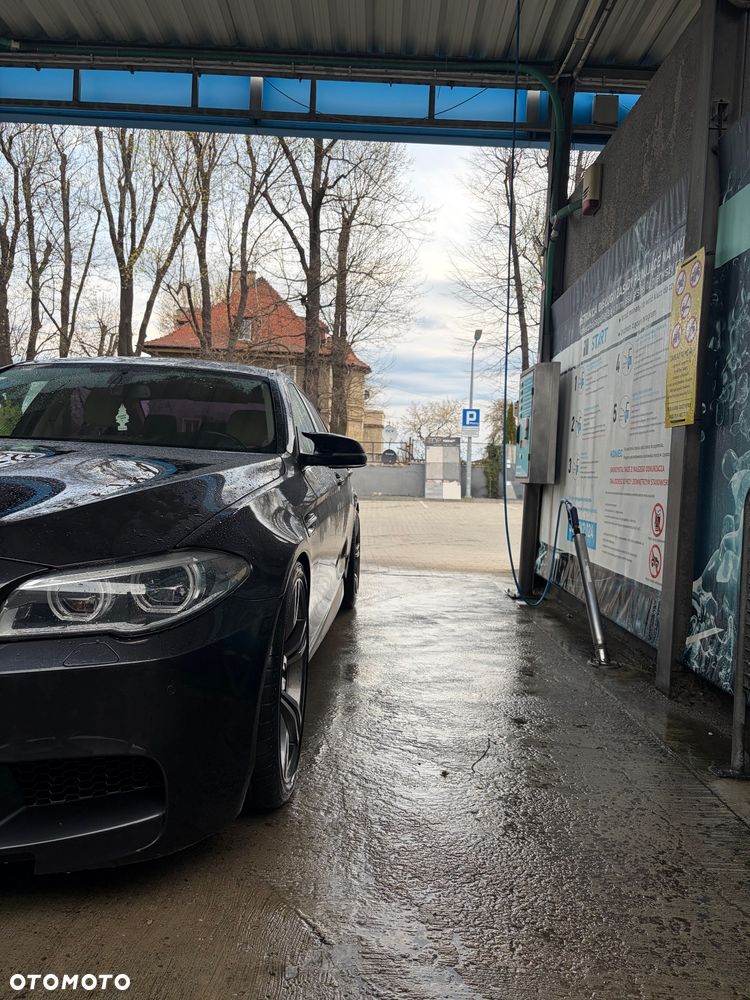 BMW Seria 5 535i - 7