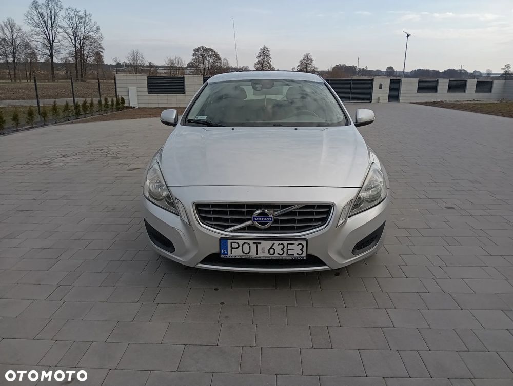 Volvo V60 - 2