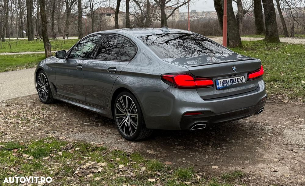 BMW Seria 5 520d AT - 4