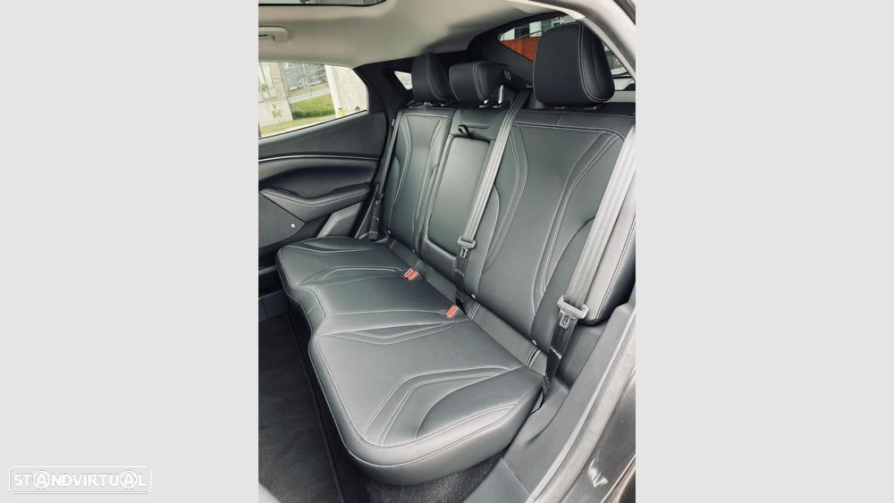 Ford Mustang Mach-E Alargada - 12