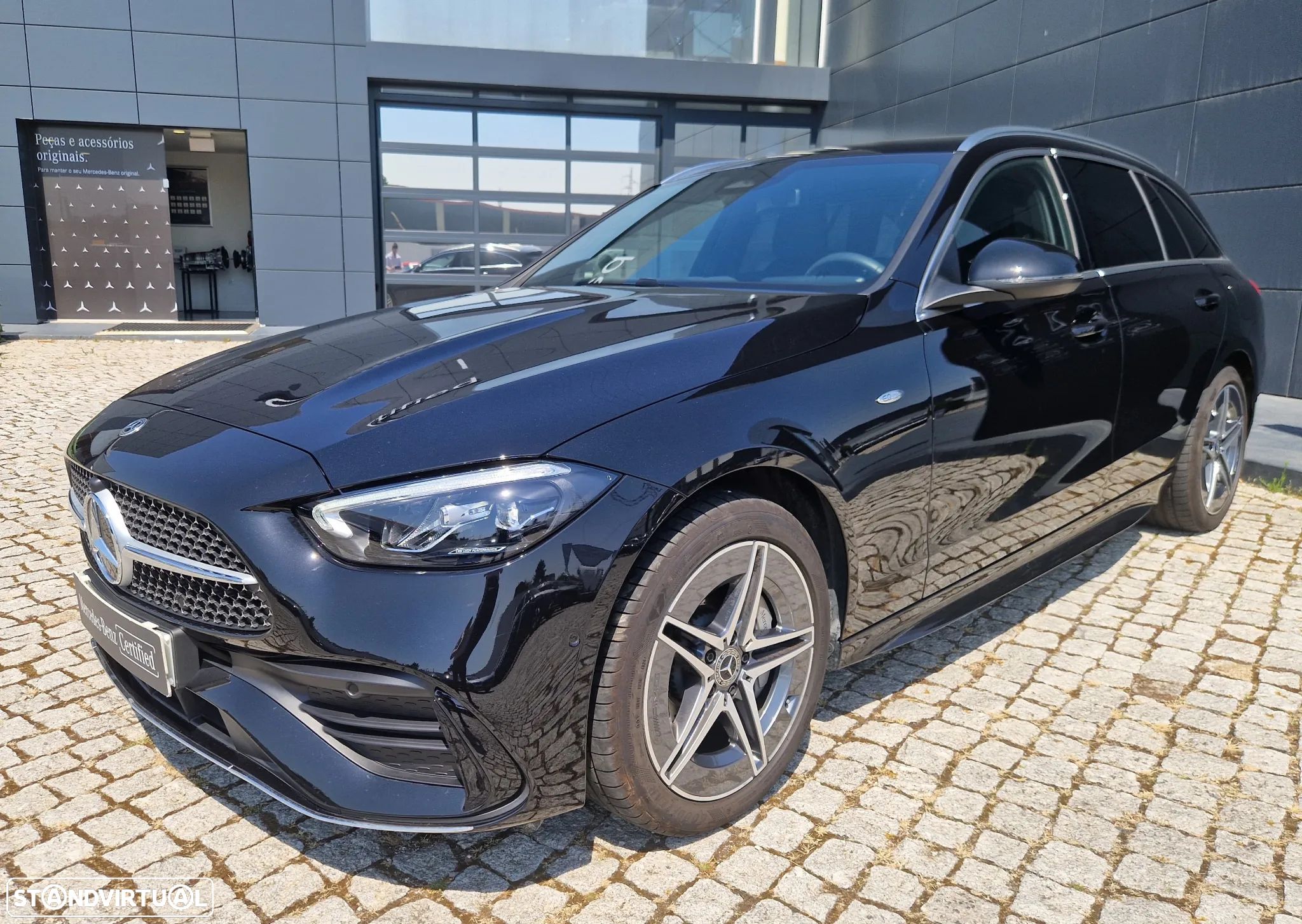Mercedes-Benz C 300 e AMG Line - 1