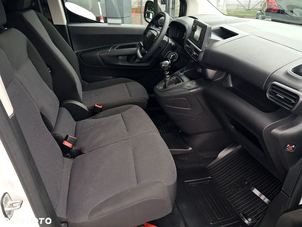 Toyota PROACE CITY - 11