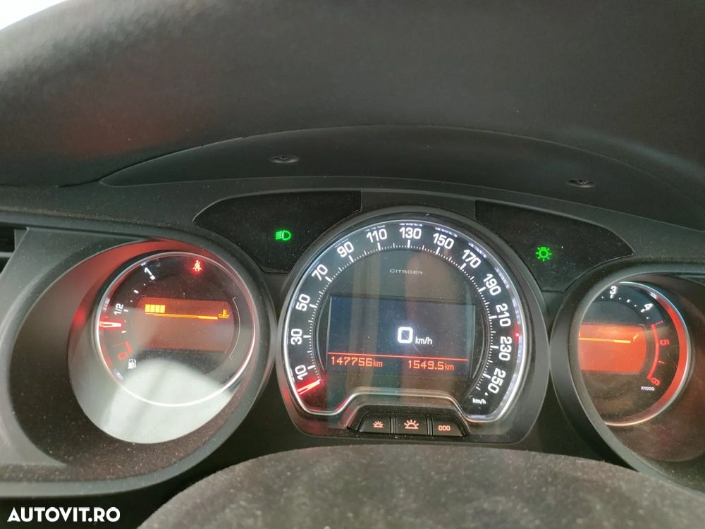 Citroën C5 Tourer 2.0 BlueHDi EAT6 H3+ Seduction - 9