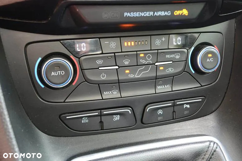 Ford Tourneo Connect 1.5 EcoBlue Titanium - 23