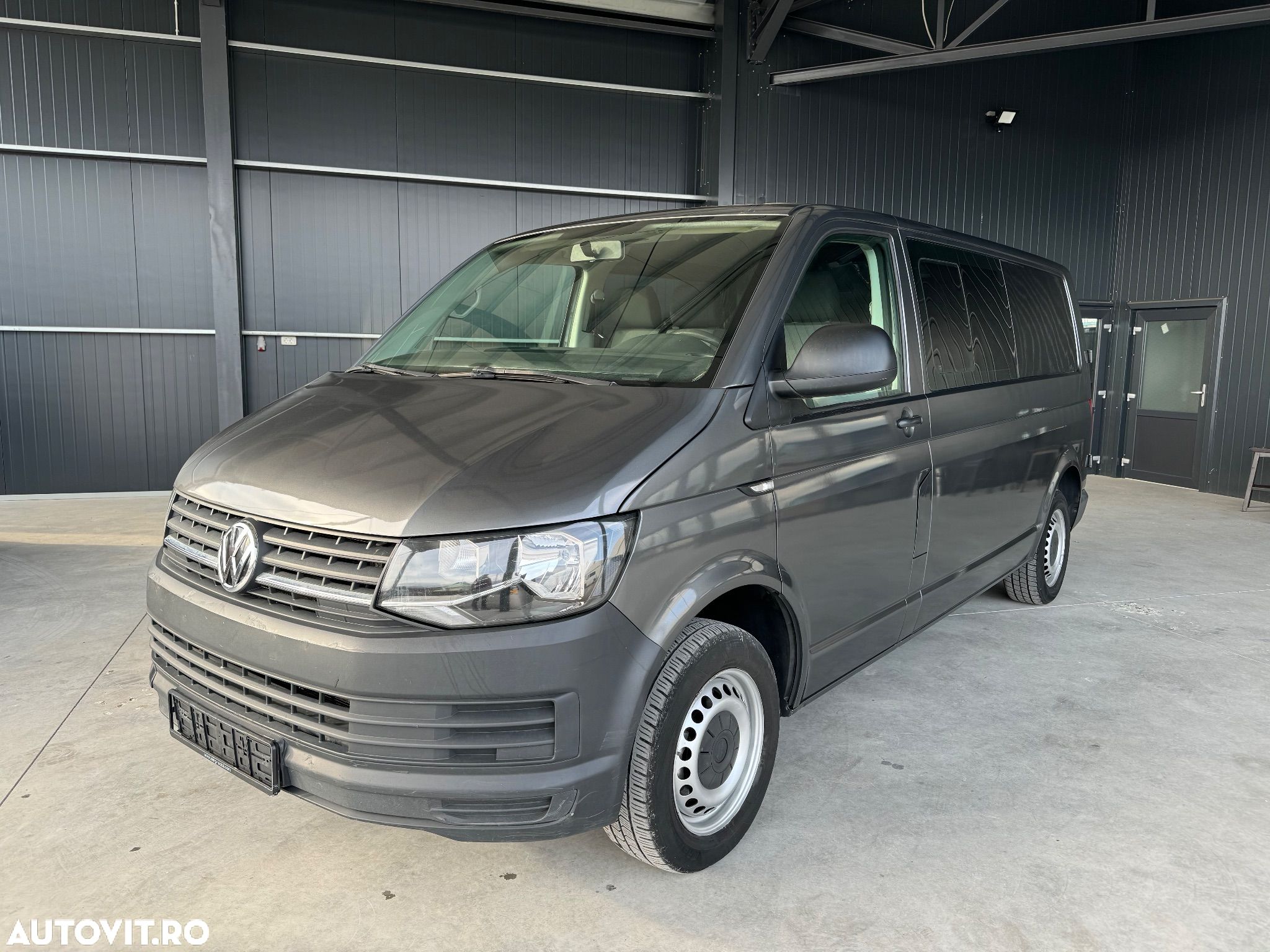 Volkswagen Transporter T6 Lang - 1