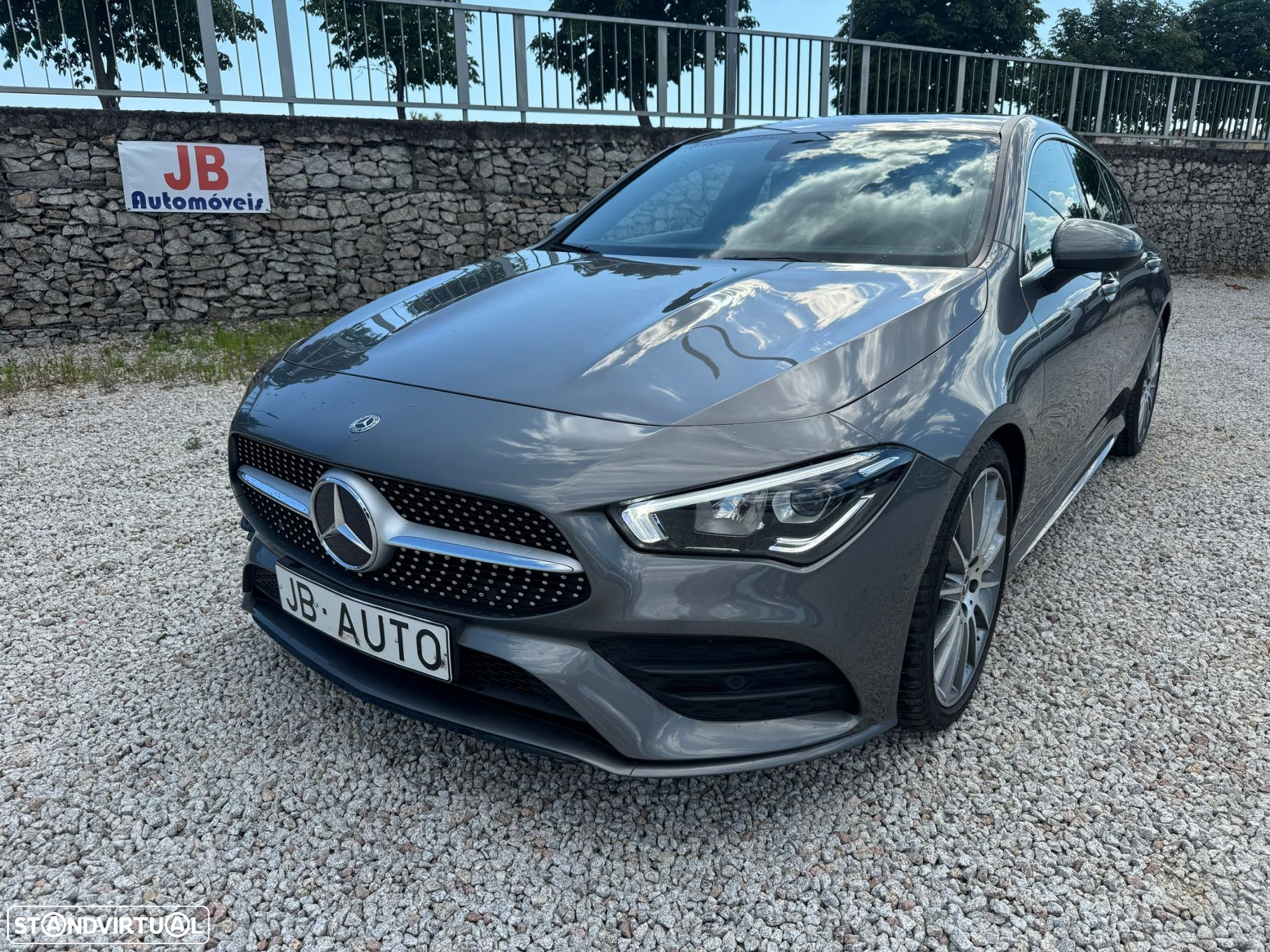 Mercedes-Benz CLA 200 d Shooting Brake AMG Line Aut. - 2