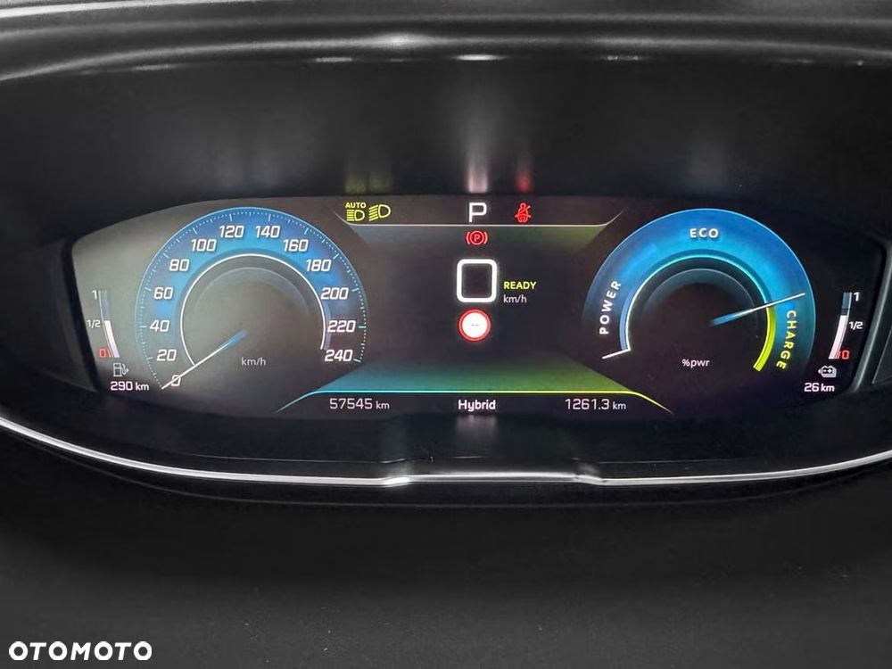 Peugeot 3008 1.6 PureTech HYbrid4 GT Line S&S EAT8 - 10