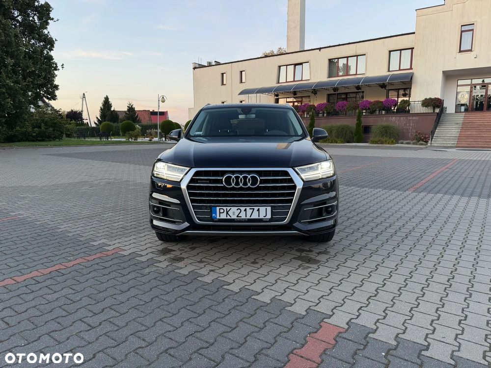 Audi Q7 2015 photo 3