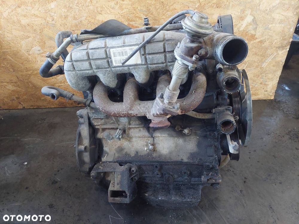 SILNIK DIESEL POMPA WTRYSKI RENAULT TRAFIC I 2.5 D 8140.67 0460404099 - 1