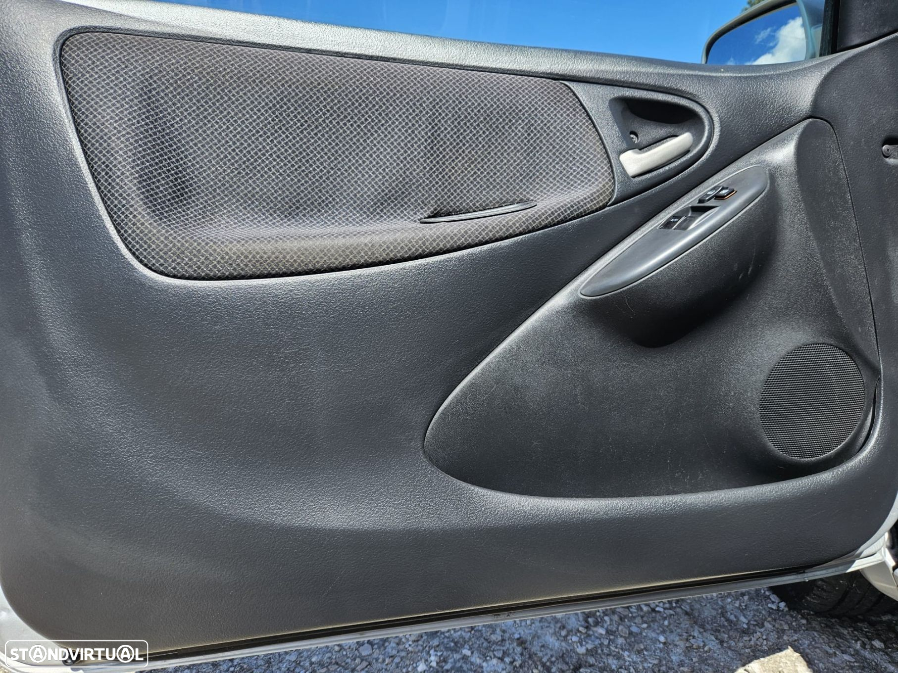 Toyota Yaris 1.0 MMT Final Edition - 30