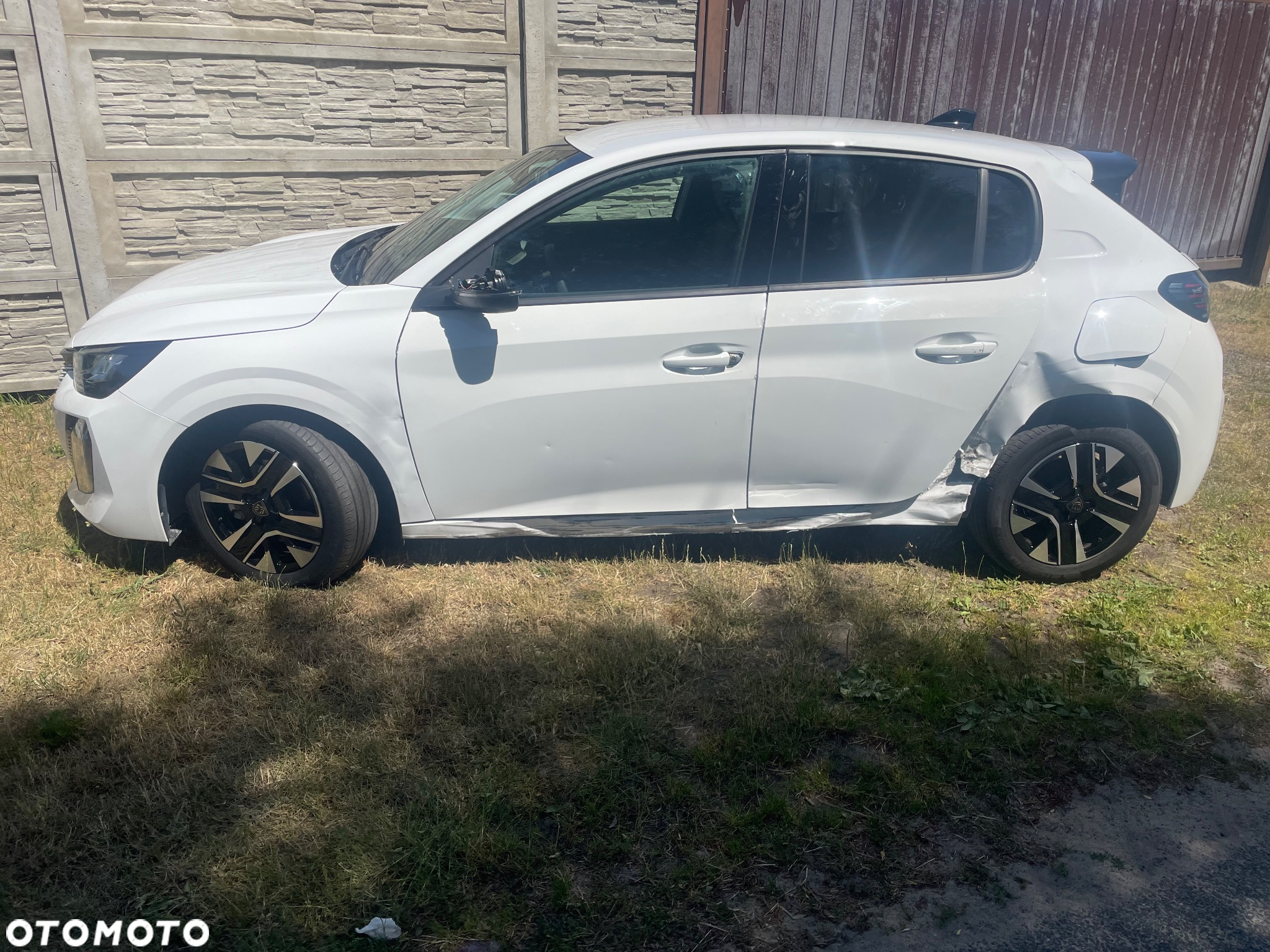 Peugeot 208 PureTech 100 EAT8 Active Pack - 7