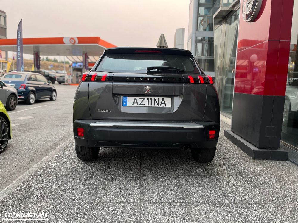Peugeot 2008 1.2 PureTech Active Pack - 4