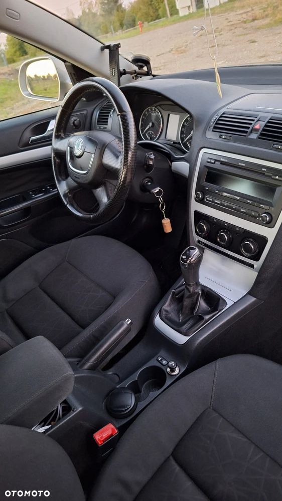 Skoda Octavia 2.0 TDI Family Plus - 12