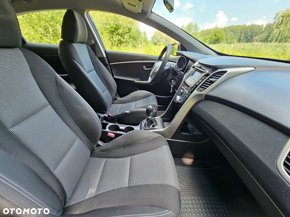 Hyundai i30 1.4 Comfort - 27