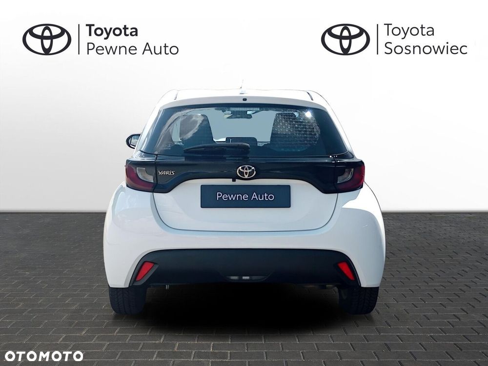 Toyota Yaris - 5