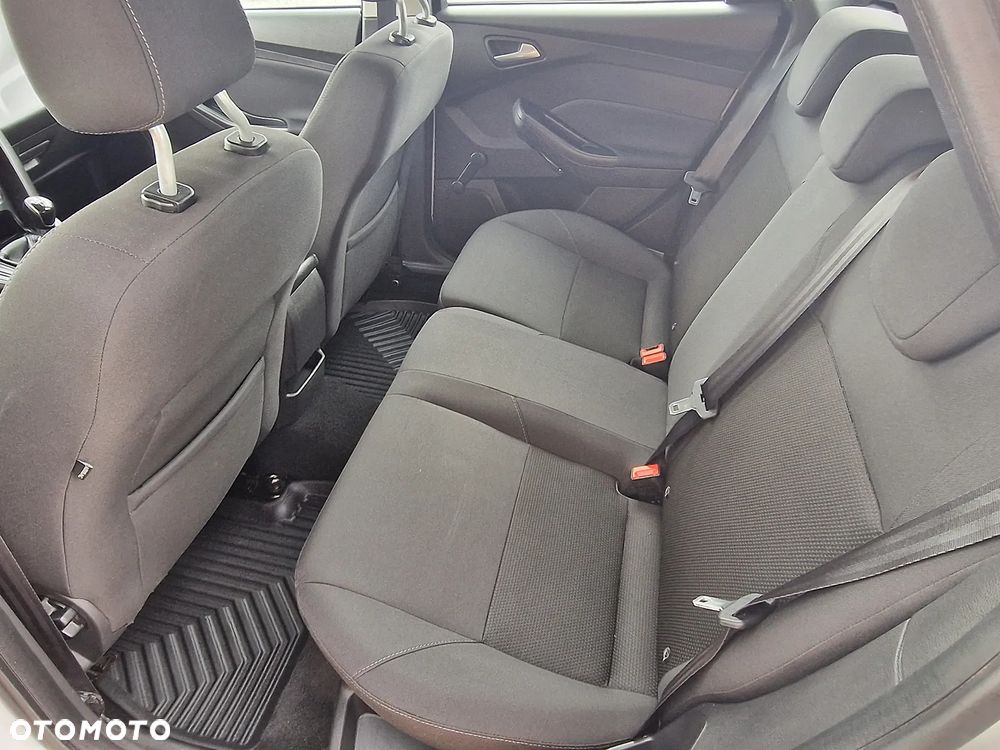 Ford Focus - 10