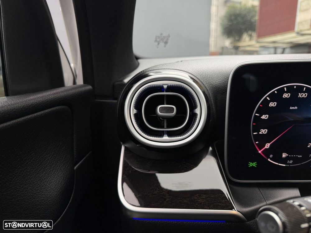 Mercedes-Benz GLC 300 e 4Matic - 31