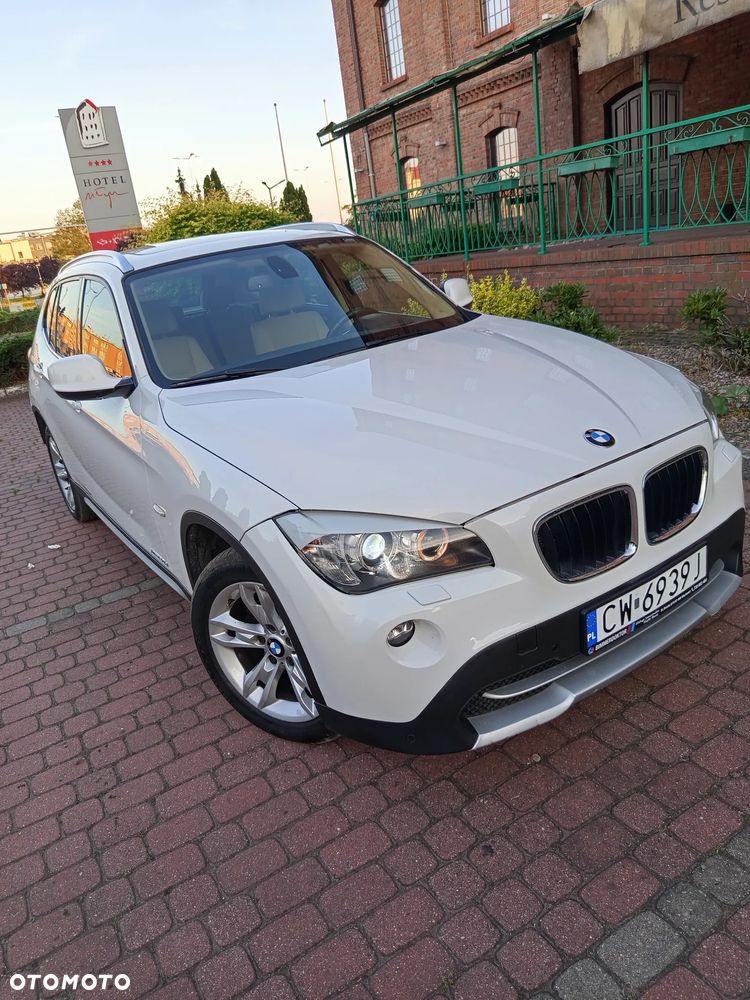 BMW X1 xDrive20d - 13