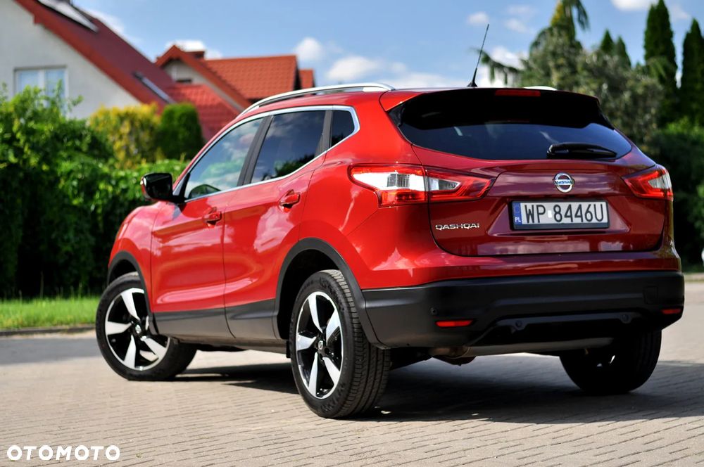 Nissan Qashqai 1.6 DIG-T N-Connecta - 2