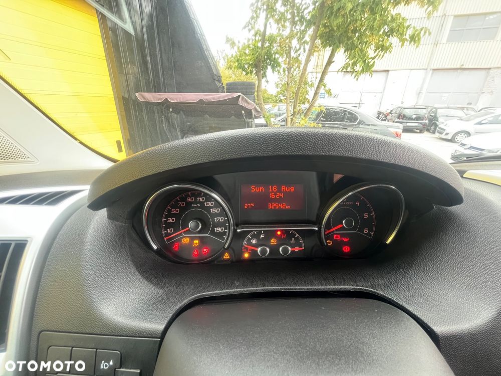 Opel Movano - 16