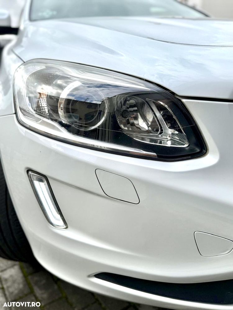 Volvo XC 60 D4 Geartronic Summum - 20