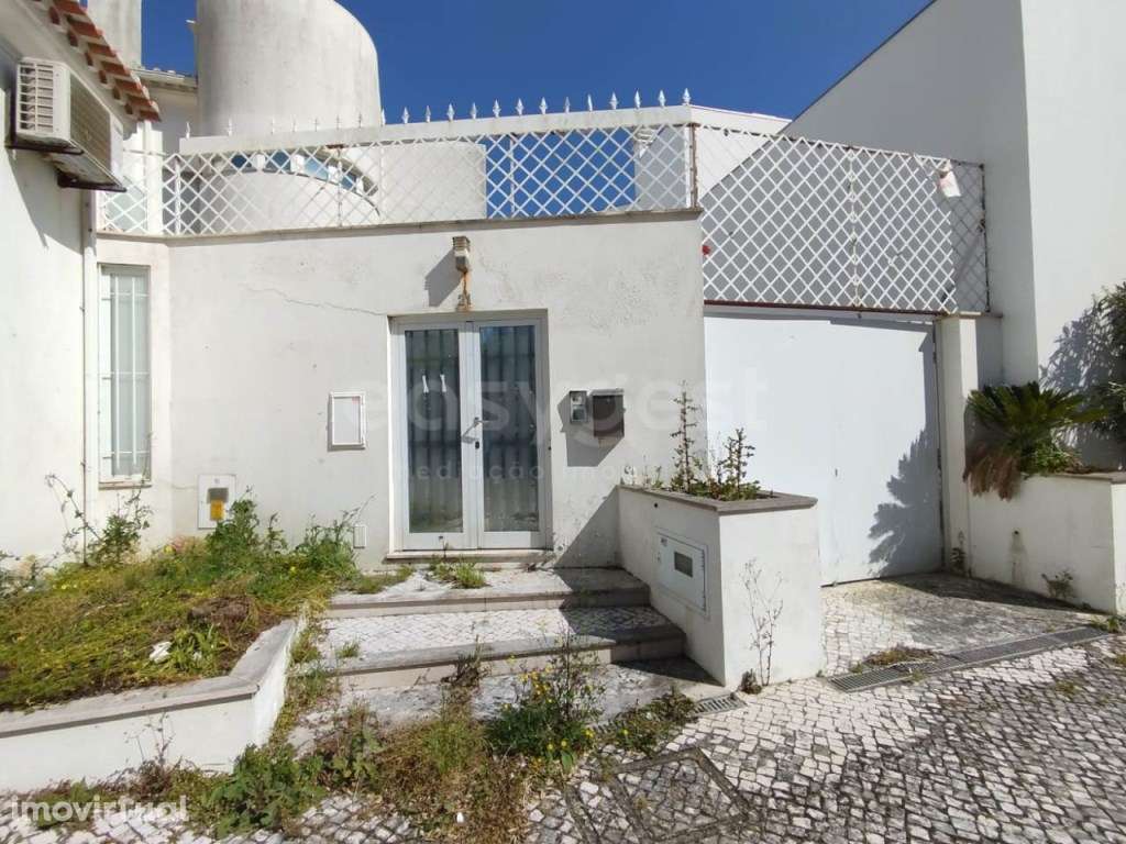 Moradia T4 com excelente localização no centro Figueira da Foz - Grande imagem: 2/17