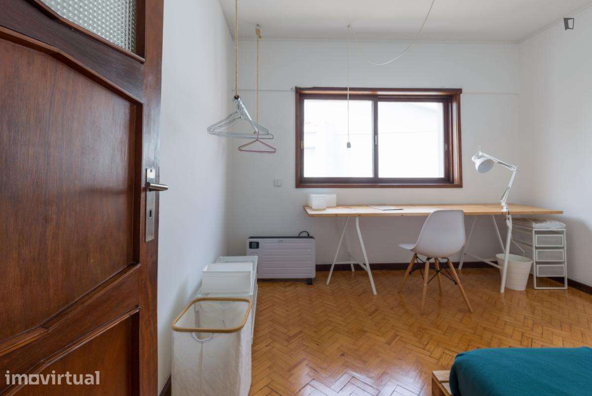 Quarto - localizado em Campanhã Porto - Grande imagem: 2/20