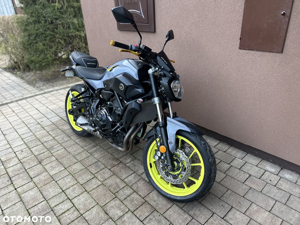 Yamaha MT - 25