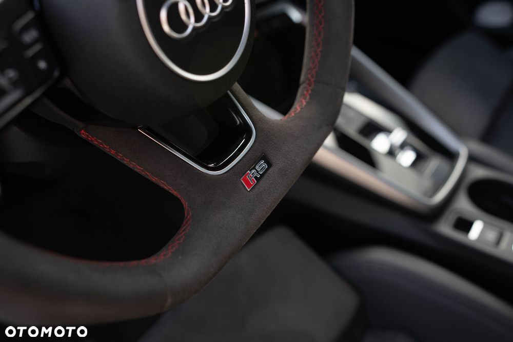 Audi RS3 Sportback - 11