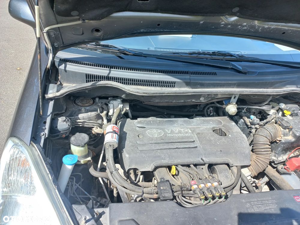 Toyota Corolla Verso 1.6 Gold - 11