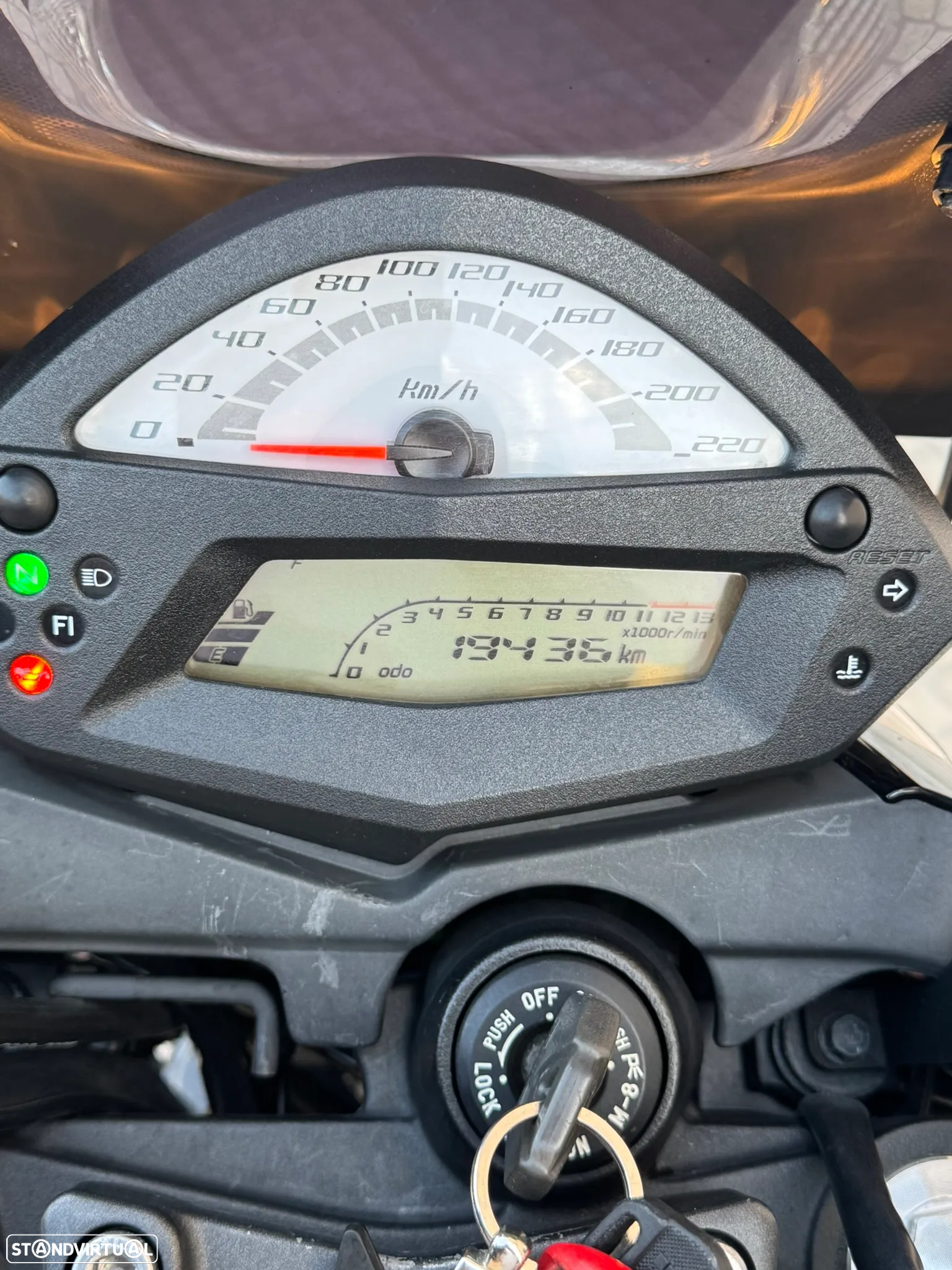Kawasaki ER ER-6N - 7