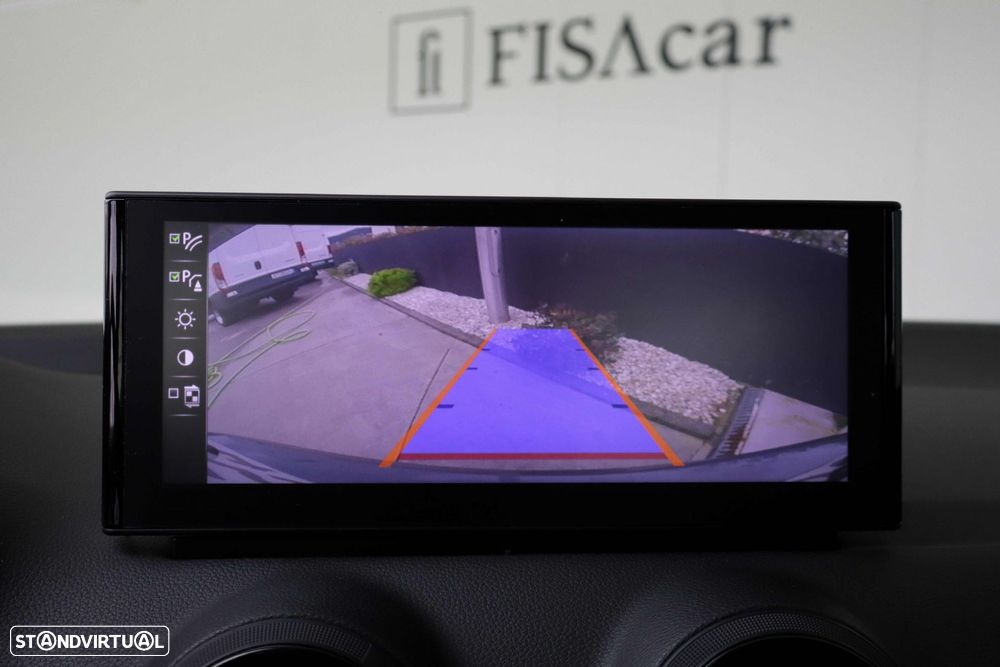 Audi Q2 1.6 TDI Design - 34