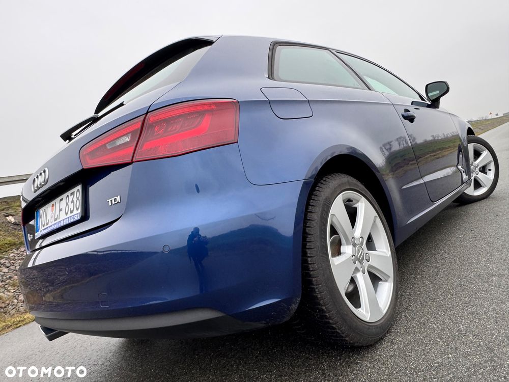 Audi A3 3-drzwiowe 2.0 TDI S tronic Attraction - 18