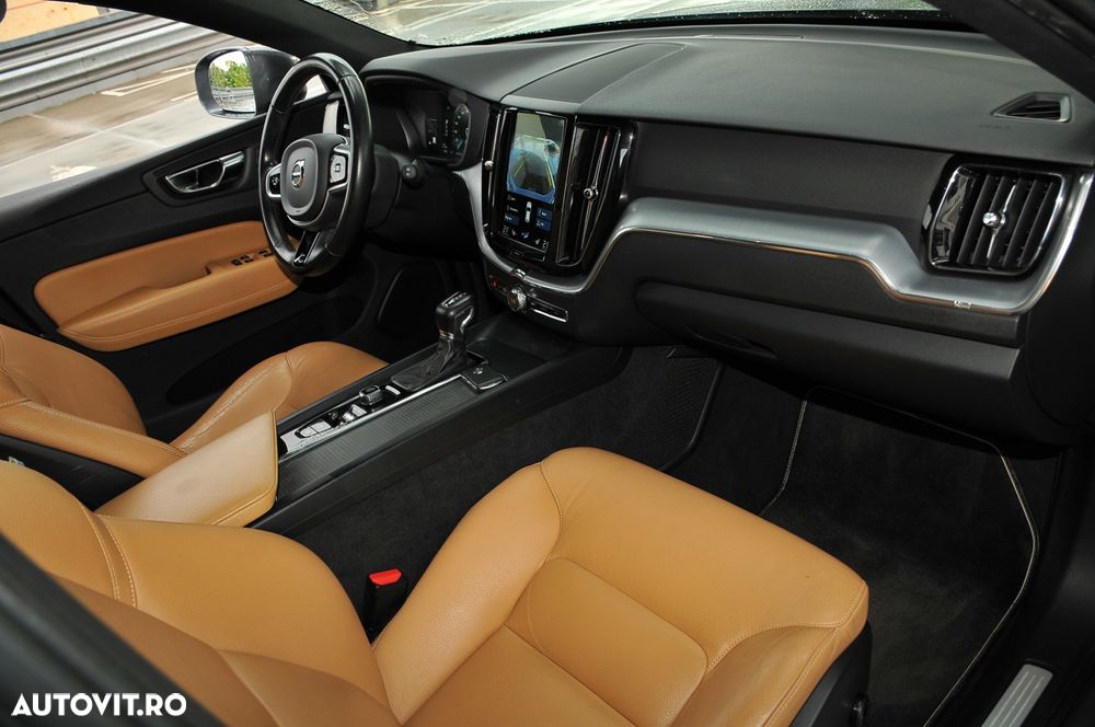 Volvo XC 60 D4 AWD Geartronic Momentum - 5