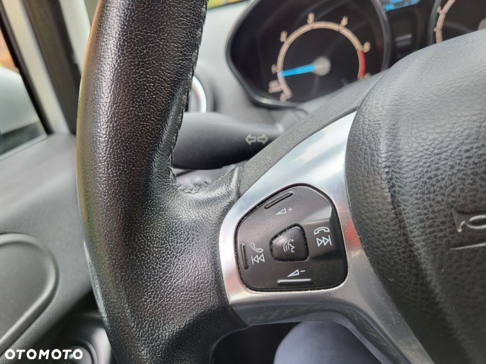 Ford Fiesta - 21