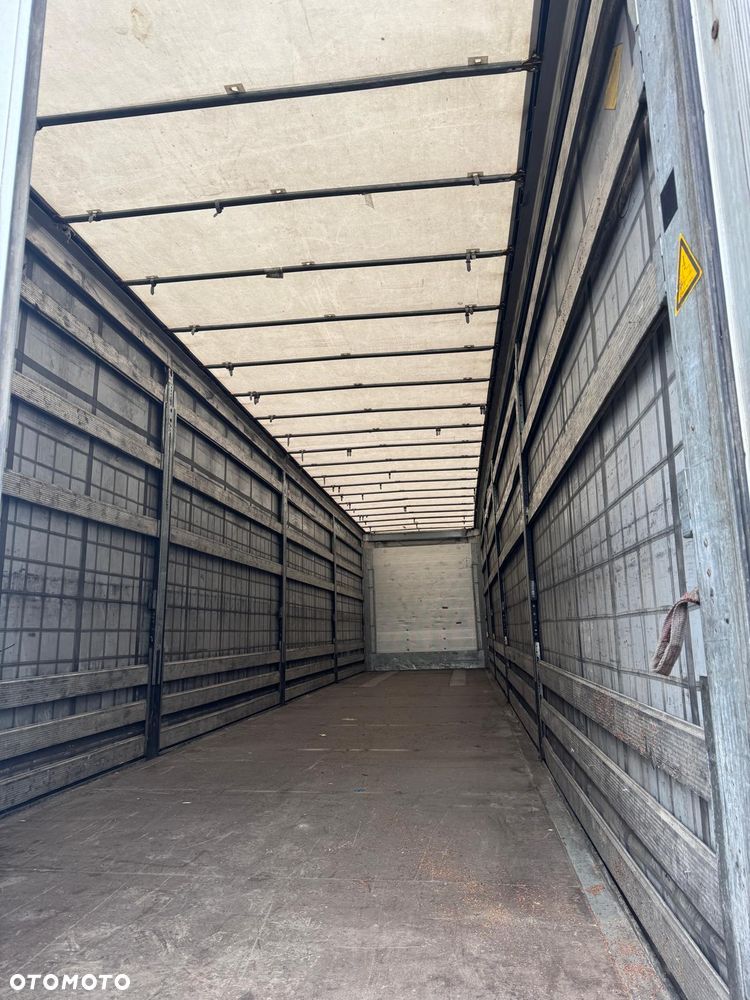 Schmitz Cargobull VARIOS- naczepa typu standard lub mega Dach podnoszony regulowany 10 sztuk Sprzedam. Koła 385/55R22,5 - 6