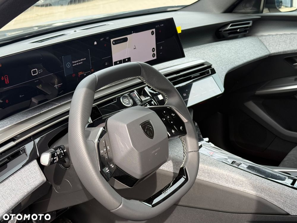 Peugeot 5008 1.2 PureTech mHEV GT S&S e-DCS6 - 11