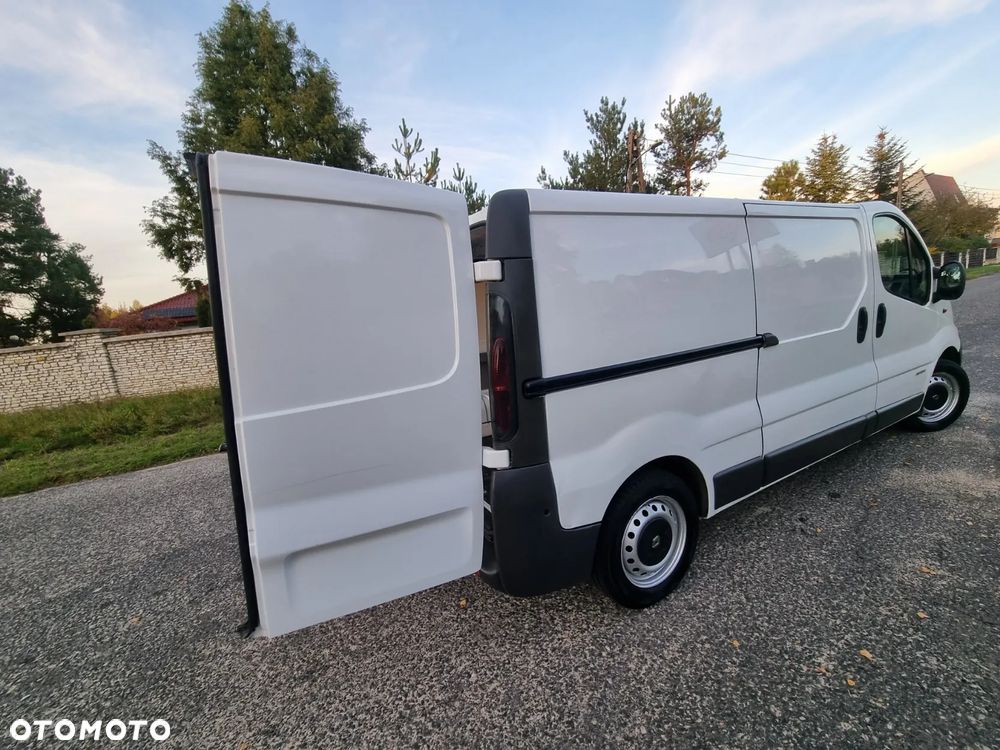 Renault TRAFIC - 7