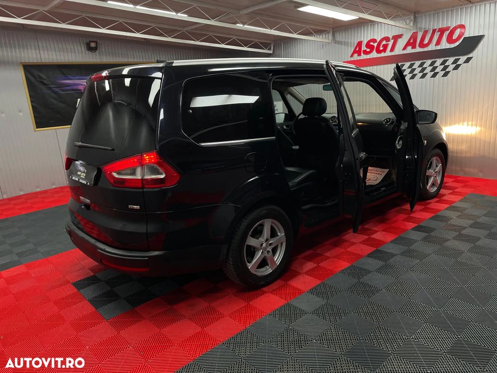 Ford Galaxy - 18