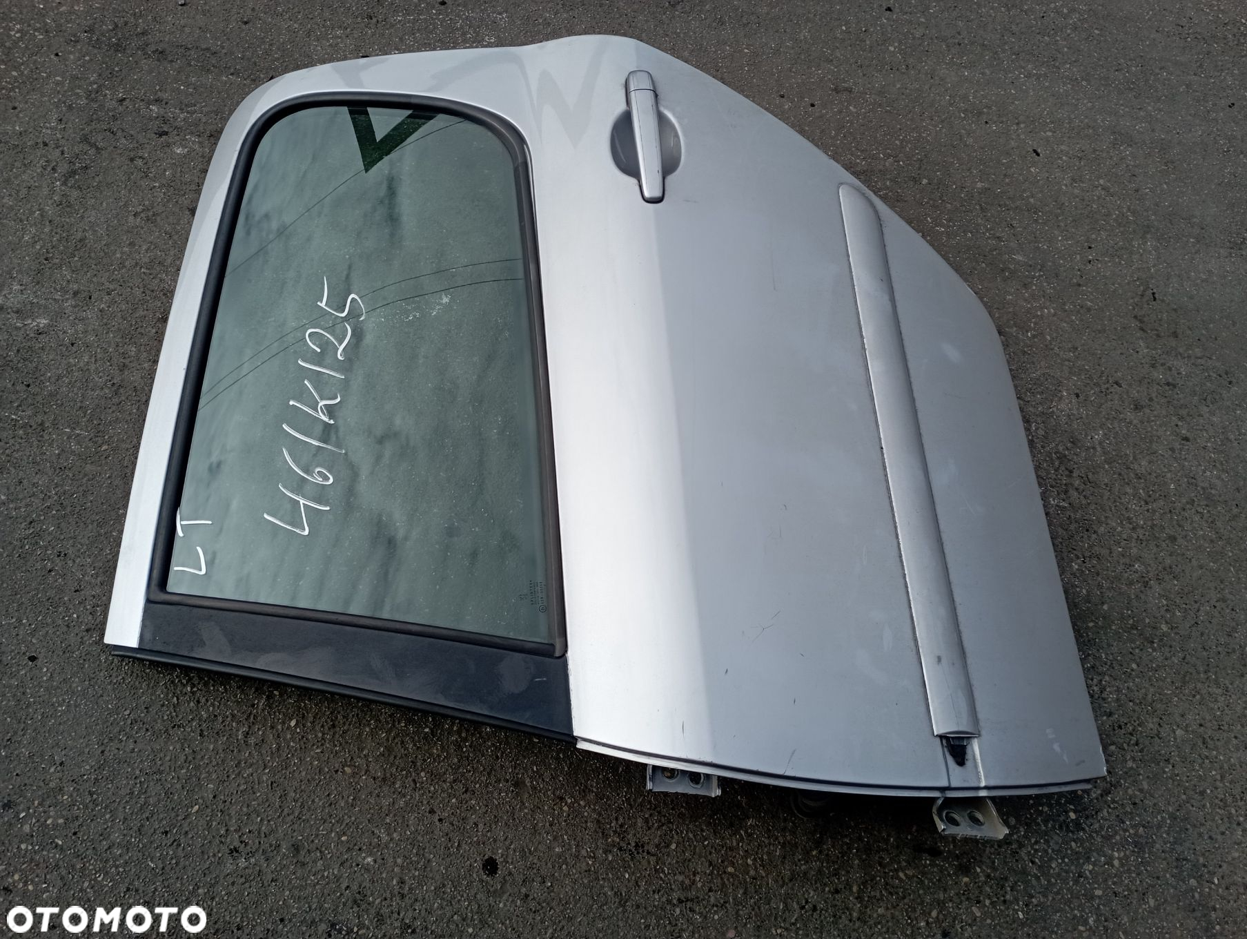 DRZWI LEWY TYŁ HB

 PEUGEOT
 307 EZA - 5