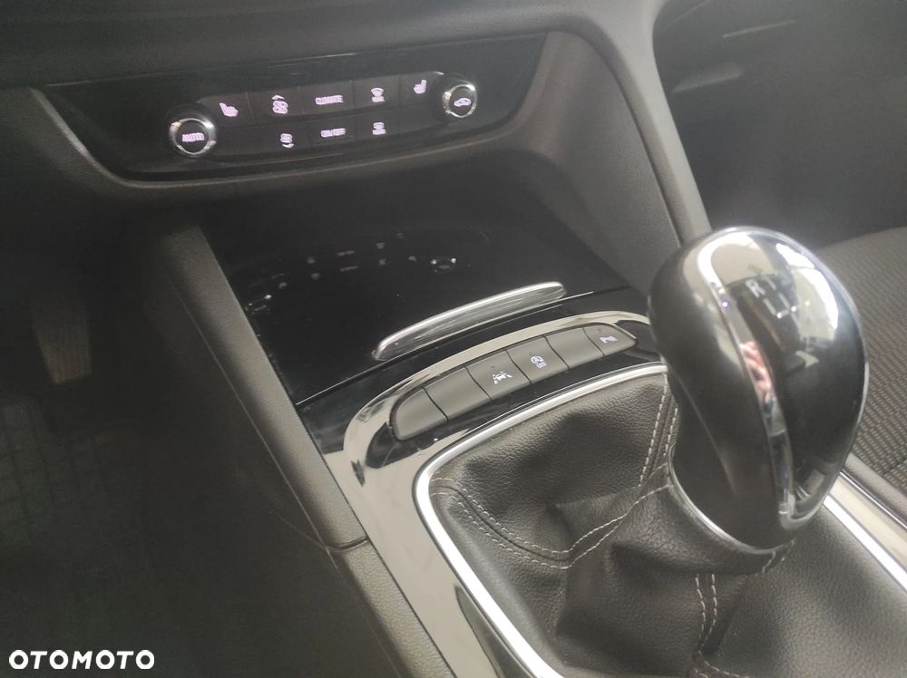 Opel Insignia 1.5 T Enjoy S&S - 14