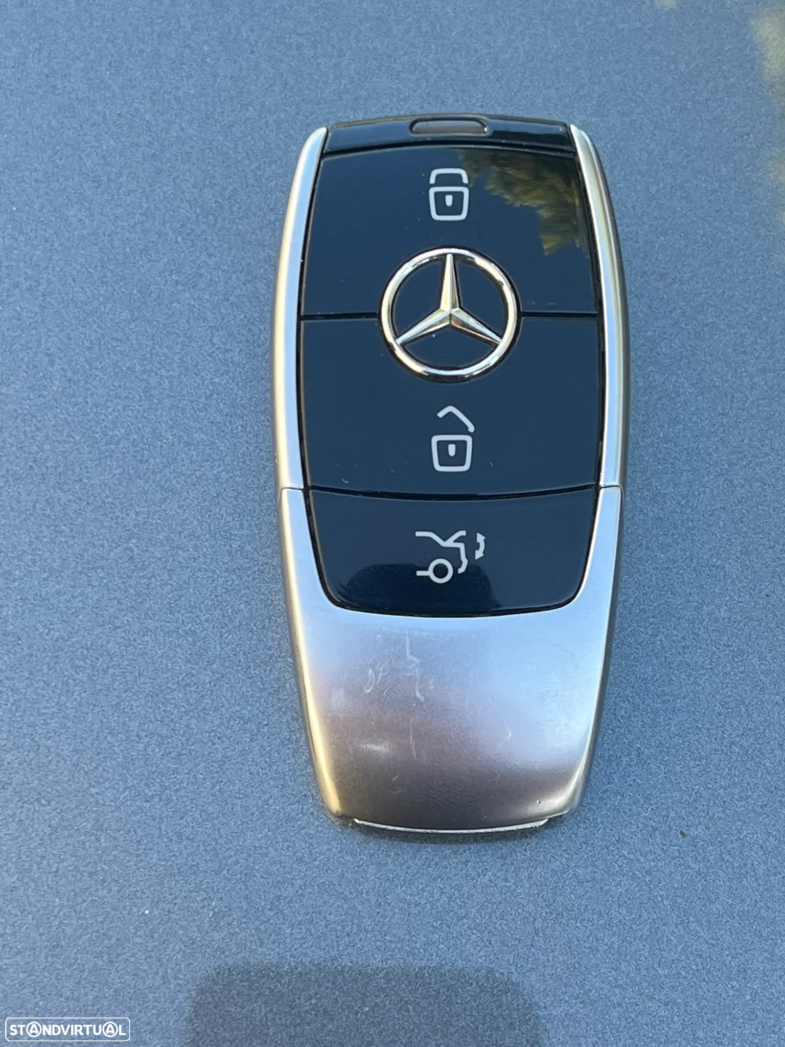 Mercedes-Benz E 220 d Avantgarde - 13